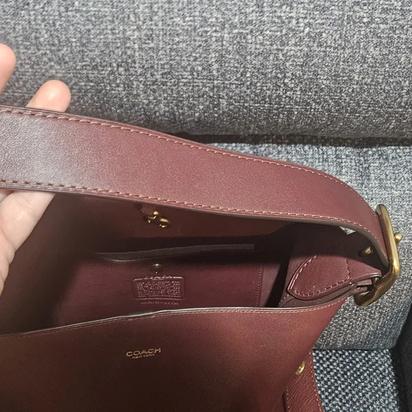 Coach Merlot Burgundy Bleeker Bucket Leather Shoulder Bag - Picture 5 of 14